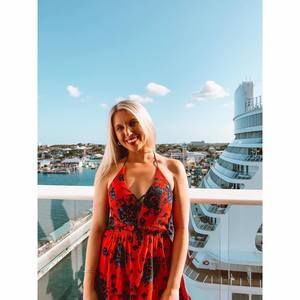 Meet your Posher, Jaclyn